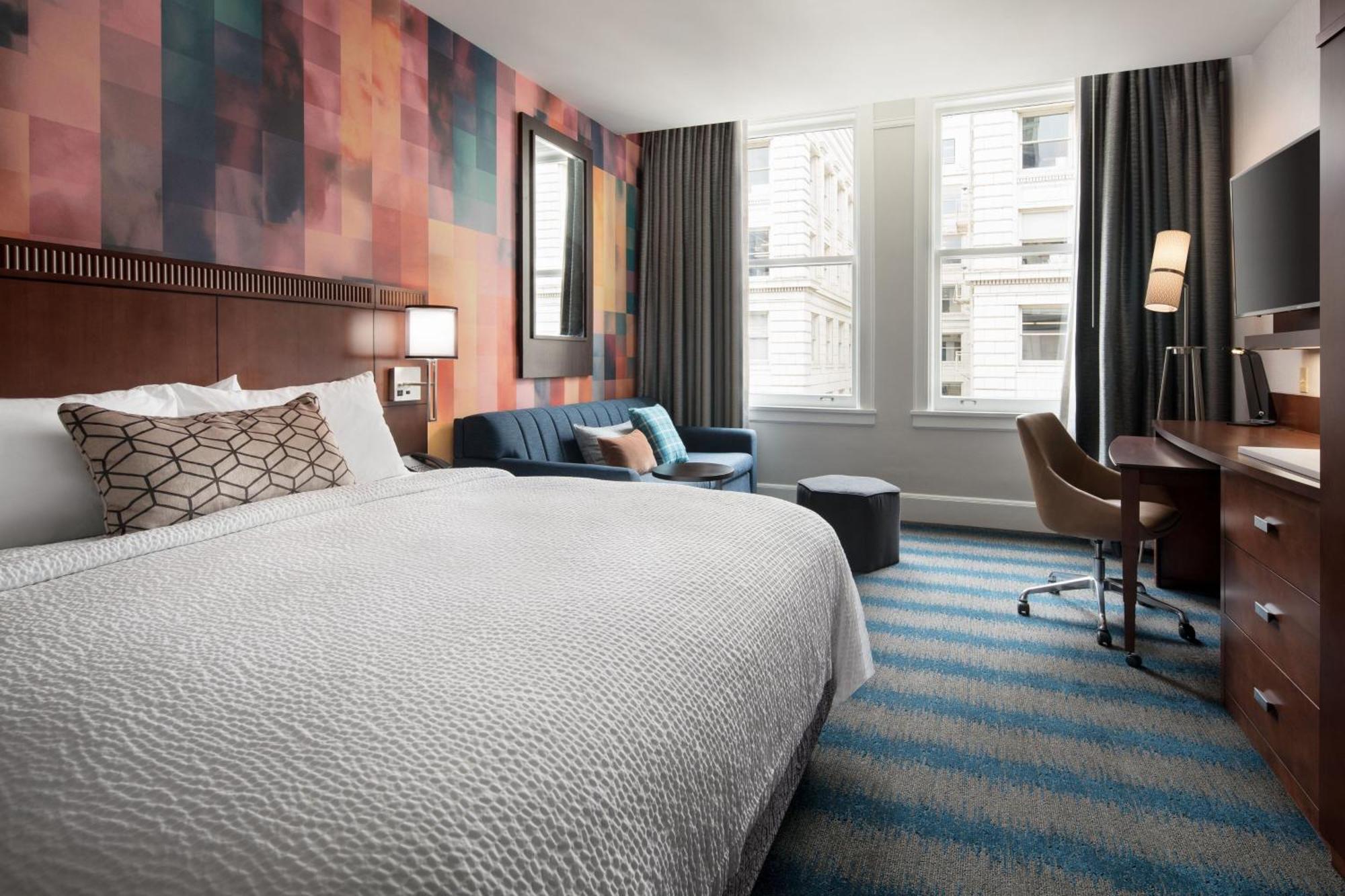 Отель Courtyard Seattle Downtown / Pioneer Square Экстерьер фото